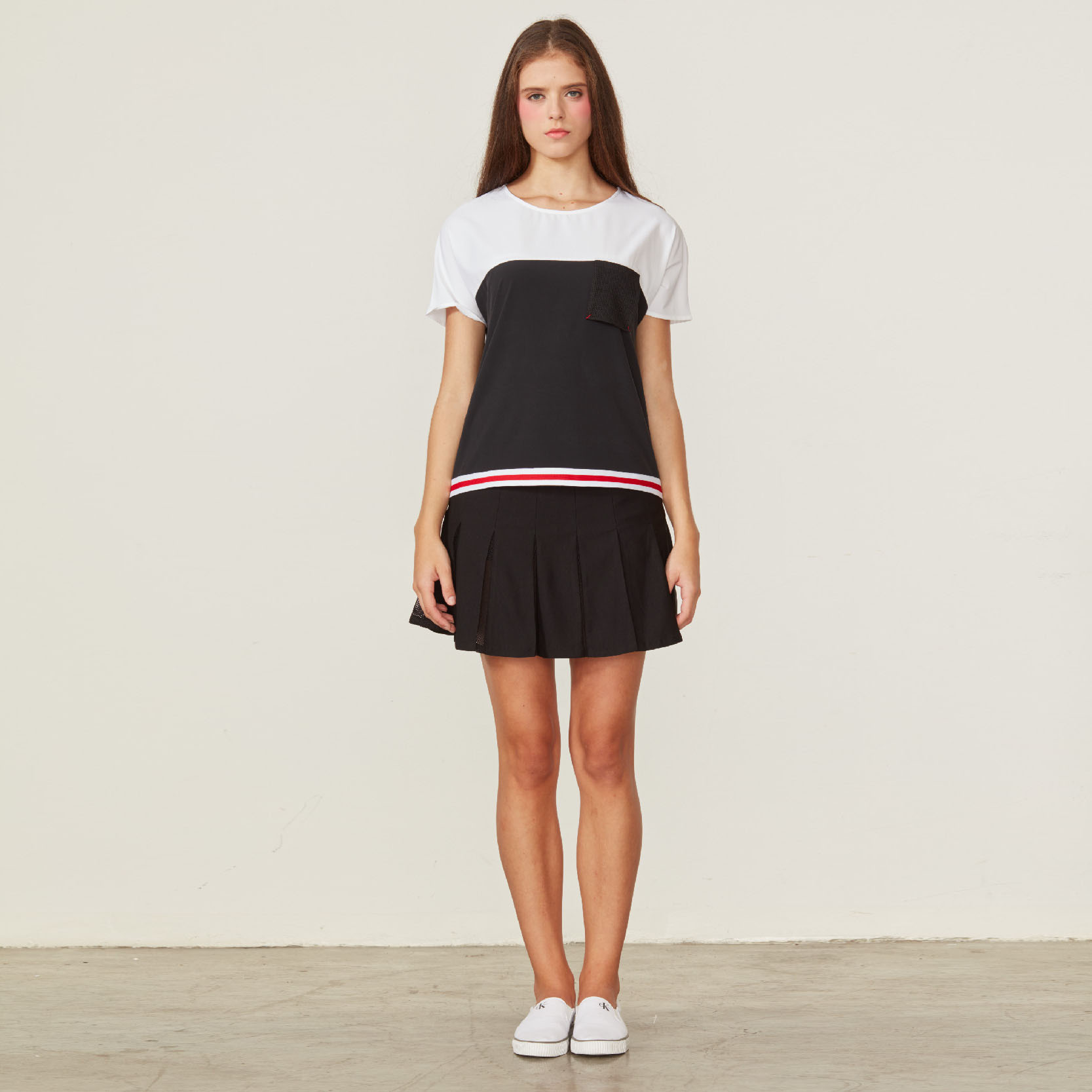 flare pleated skirt with inner attached shorts